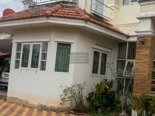 Продажа 4 спальни дом в Khlong Luang, Патумтани