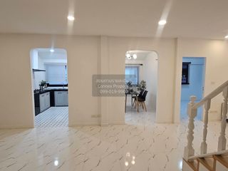 出售 4 卧室 独立屋 在 Lat Phrao, 曼谷