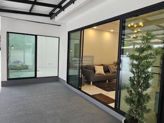 出售 4 卧室 独立屋 在 Lat Phrao, 曼谷