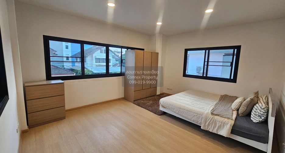 出售 4 卧室 独立屋 在 Lat Phrao, 曼谷