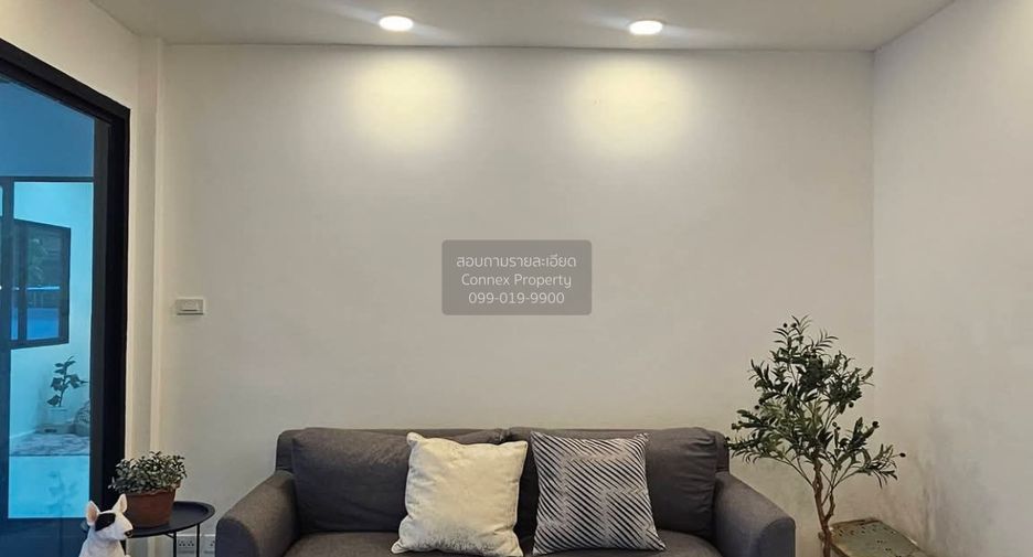 出售 4 卧室 独立屋 在 Lat Phrao, 曼谷