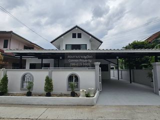 出售 4 卧室 独立屋 在 Lat Phrao, 曼谷