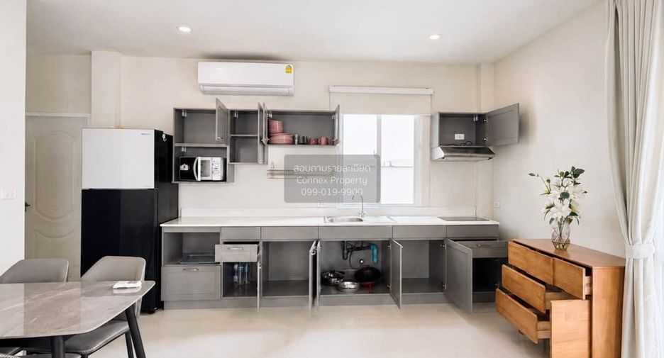 For sale 4 bedrooms house in Mueang Phuket, Phuket