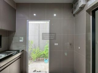 Продажа 3 спальни дом в Pak Kret, Нонтабури