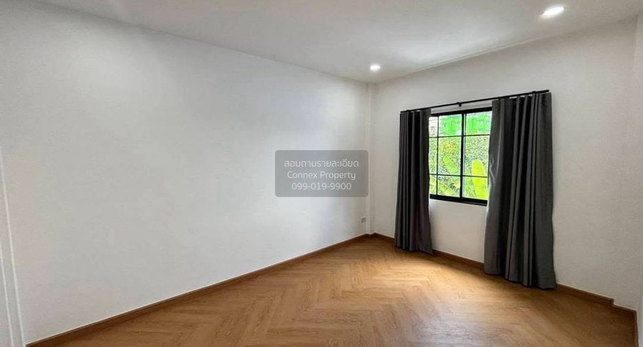 For sale 4 ベッドルーム townhouse in Bang Bua Thong, Nonthaburi