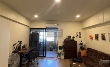 For sale 1 Beds condo in Phaya Thai, Bangkok