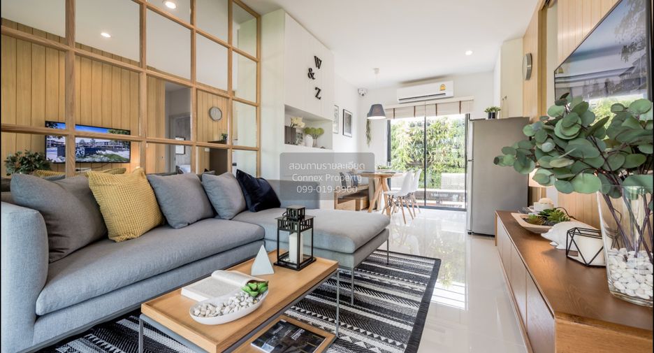 Casa adosada en venta de 3 habitaciones en Lam Luk Ka, Pathum Thani