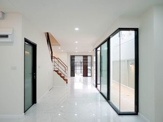 For sale 3 ベッドルーム house in Bang Na, Bangkok