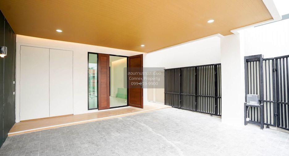 For sale 3 ベッドルーム house in Bang Na, Bangkok
