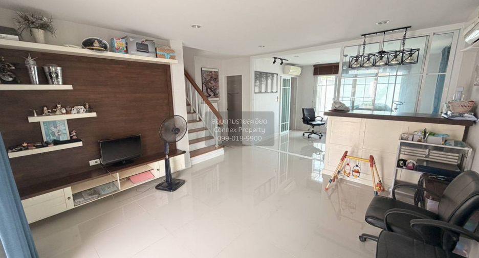 Продажа 3 спальни дом в Mueang Pathum Thani, Патумтани
