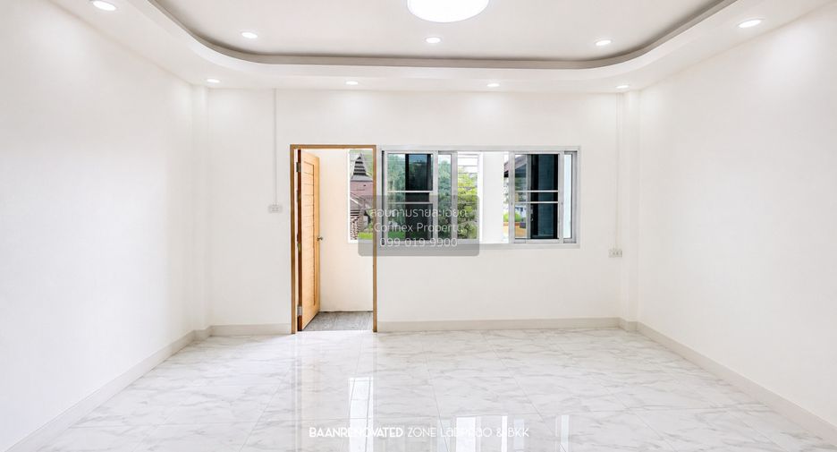 出售 4 卧室 联排别墅 在 Lat Phrao, 曼谷