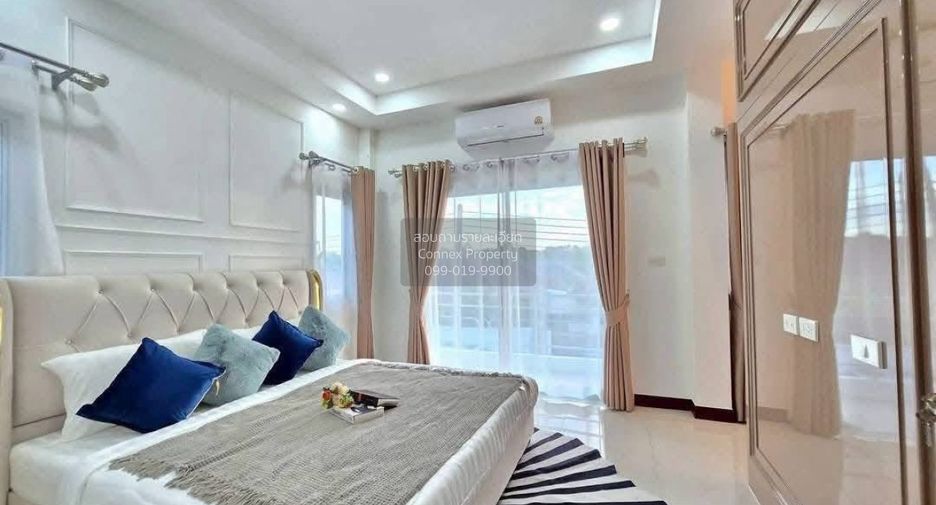 For sale 4 bedrooms house in Bang Lamung, Chonburi