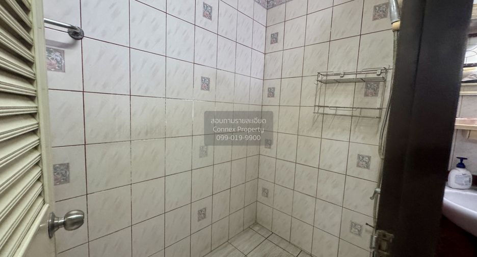 For sale 2 bedrooms townhouse in Phasi Charoen, Bangkok