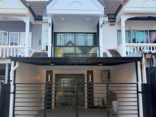 出售 3 卧室 联排别墅 在 Bang Lamung, Chon Buri