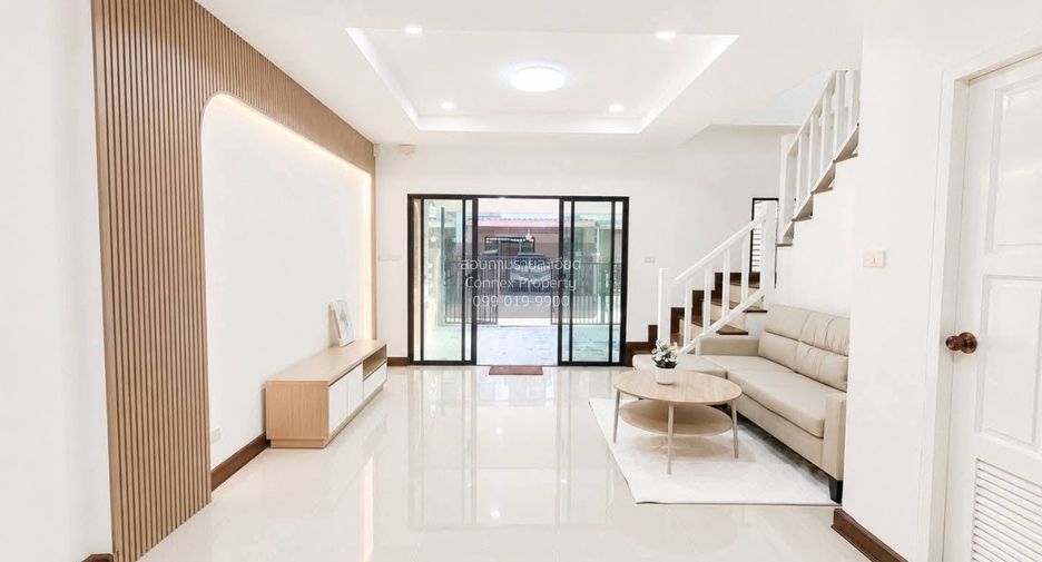 À vendre 3 chambres maison de ville à Mueang Nonthaburi, Nonthaburi