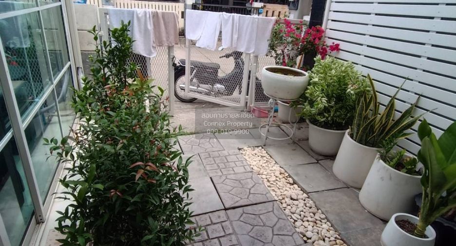 For sale 3 bedrooms townhouse in Khlong Luang, Pathum Thani
