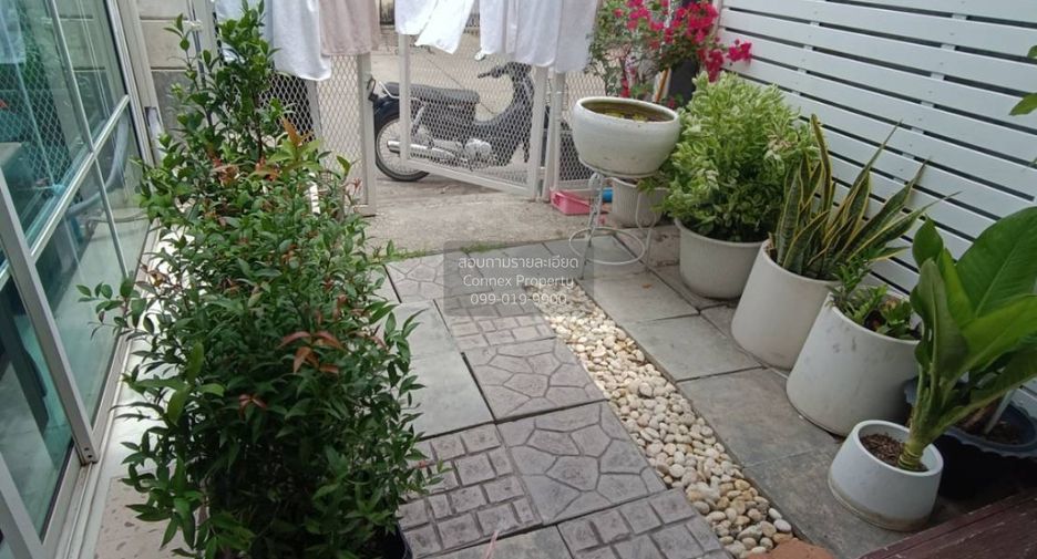 For sale 3 bedrooms townhouse in Khlong Luang, Pathum Thani