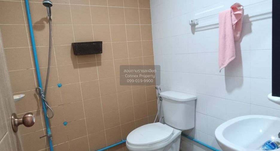 For sale 3 bedrooms townhouse in Khlong Luang, Pathum Thani