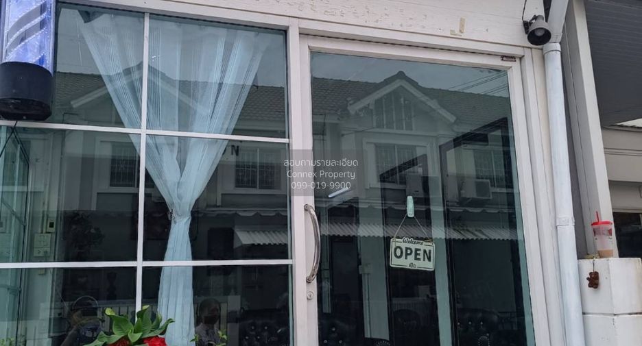 For sale 3 bedrooms townhouse in Khlong Luang, Pathum Thani