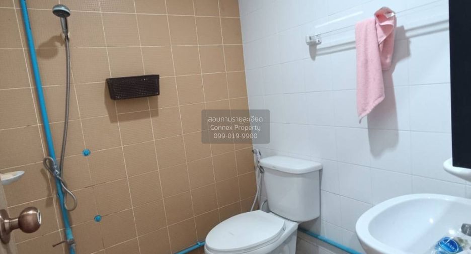 For sale 3 bedrooms townhouse in Khlong Luang, Pathum Thani