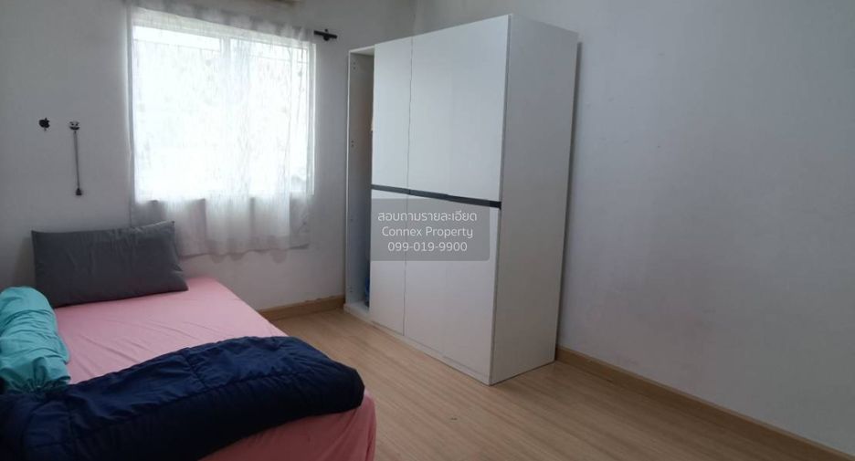 For sale 3 bedrooms townhouse in Khlong Luang, Pathum Thani