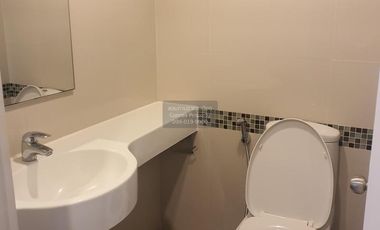 À vendre 1 chambre condo à Yan Nawa, Bangkok