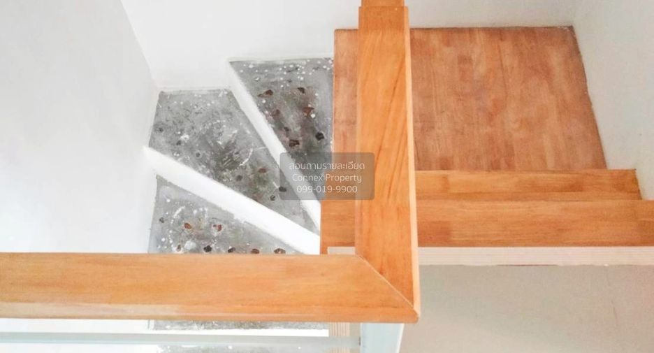 For sale 3 bedrooms townhouse in Mueang Pathum Thani, Pathum Thani