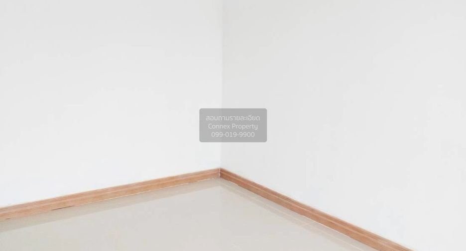 For sale 3 bedrooms townhouse in Mueang Pathum Thani, Pathum Thani