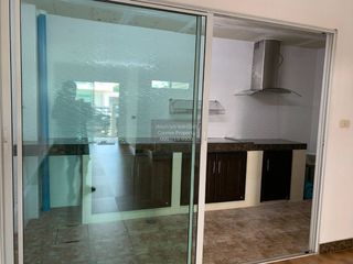 Reihenhaus zum Kauf mit 3 Zimmer in Nong Khaem, Bangkok