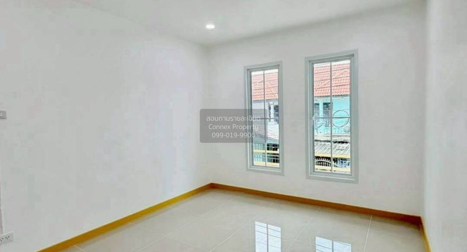 For sale 4 bedrooms townhouse in Bang Bua Thong, Nonthaburi