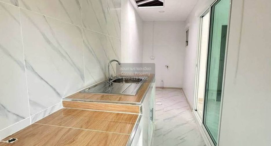 For sale 3 ベッドルーム townhouse in Bang Bua Thong, Nonthaburi