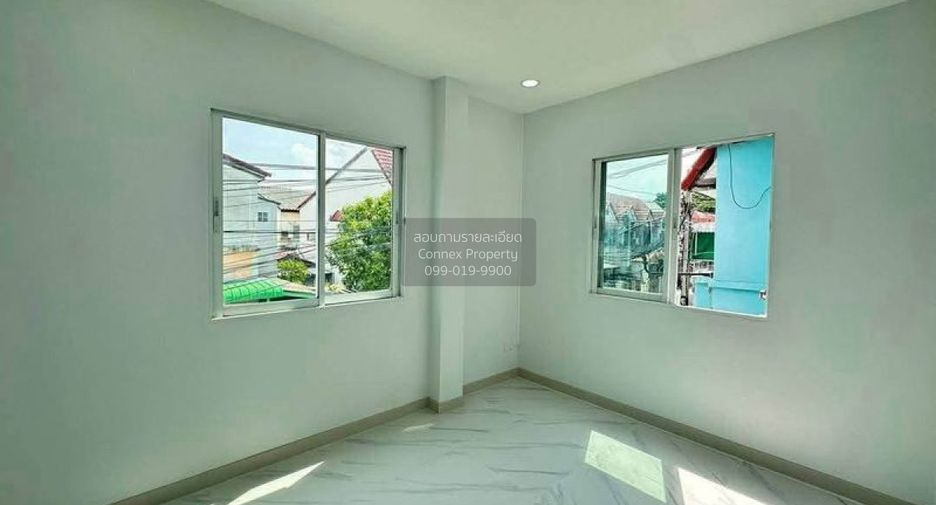 For sale 3 ベッドルーム townhouse in Bang Bua Thong, Nonthaburi
