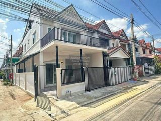 For sale 3 ベッドルーム townhouse in Bang Bua Thong, Nonthaburi