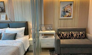 For sale 1 bed condo 