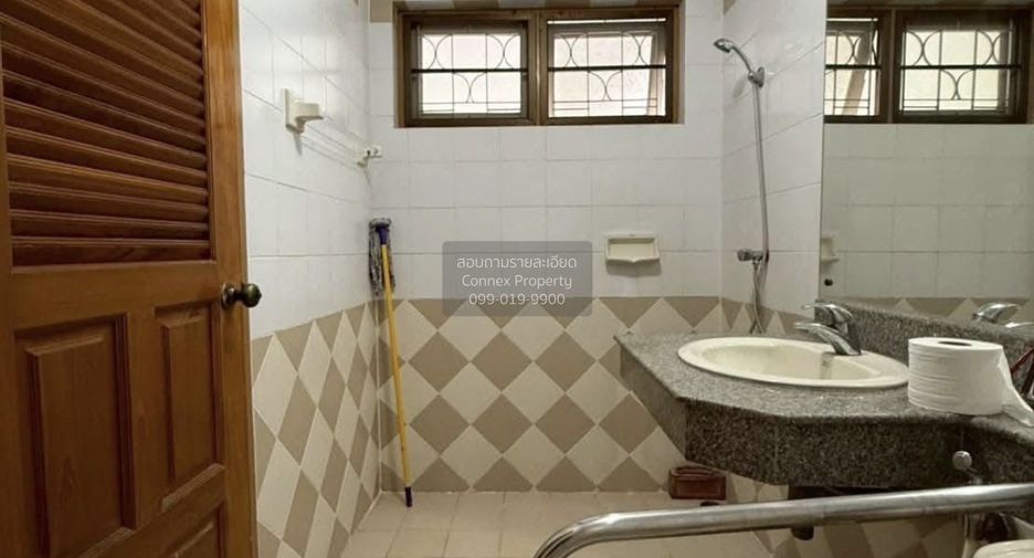 For sale 3 bedrooms house in Thung Khru, Bangkok
