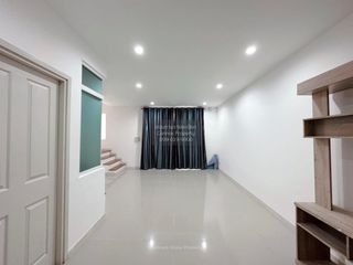 For sale 4 ベッドルーム townhouse in Bang Yai, Nonthaburi
