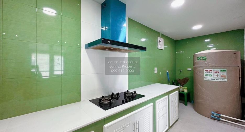 Reihenhaus zum Kauf mit 4 Zimmer in Bang Yai, Nonthaburi