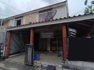 For sale 3 bedrooms townhouse in Khlong Luang, Pathum Thani