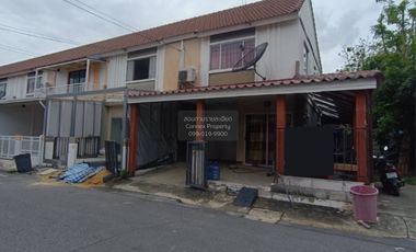 For sale 3 bedrooms townhouse in Khlong Luang, Pathum Thani