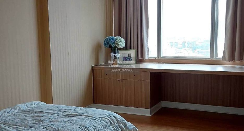 For sale 2 bedrooms condo in Chatuchak, Bangkok