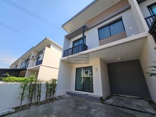 For sale 3 bedrooms townhouse in Bang Bo, Samut Prakan