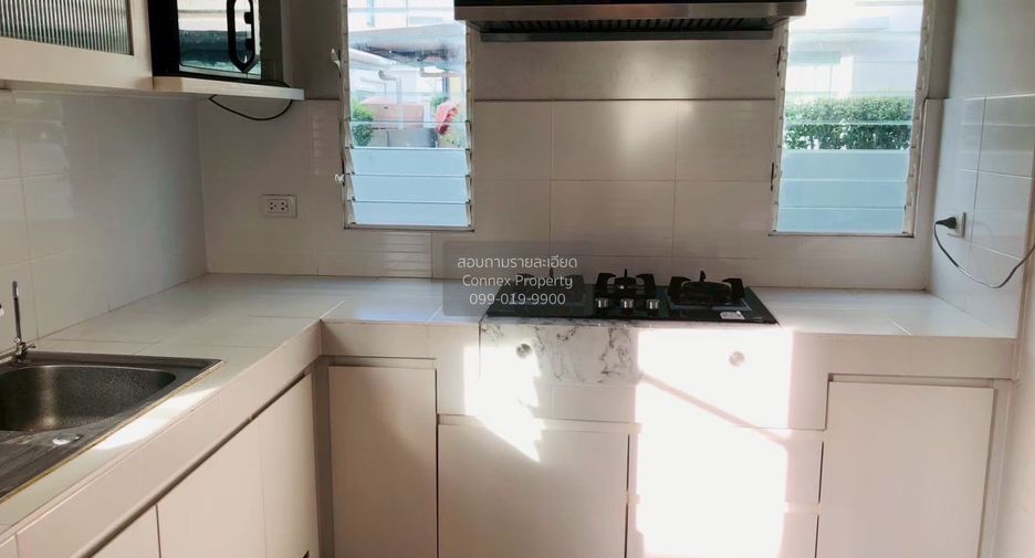 Продажа 3 спальни дом в Khlong Luang, Патумтани