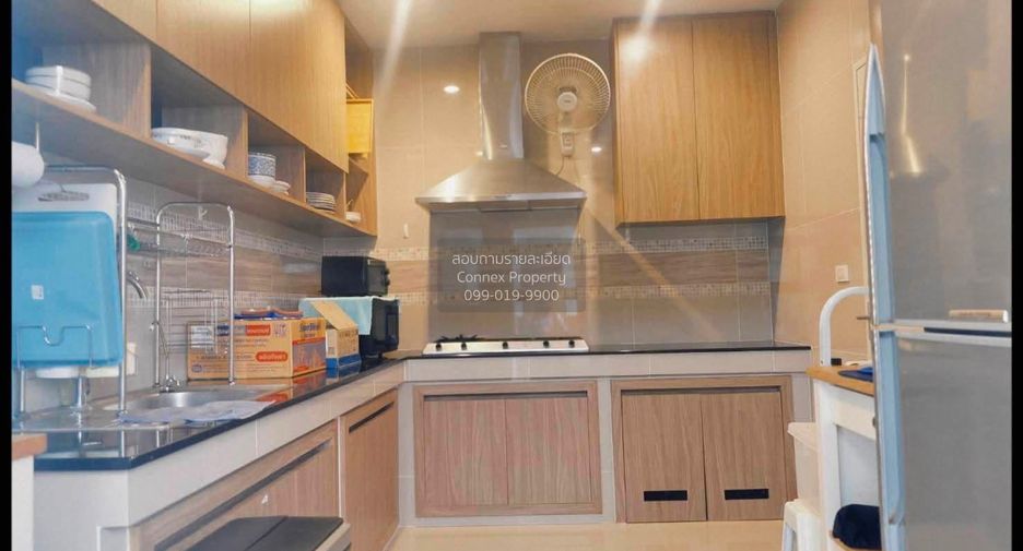 For sale 4 bedrooms house in Prawet, Bangkok