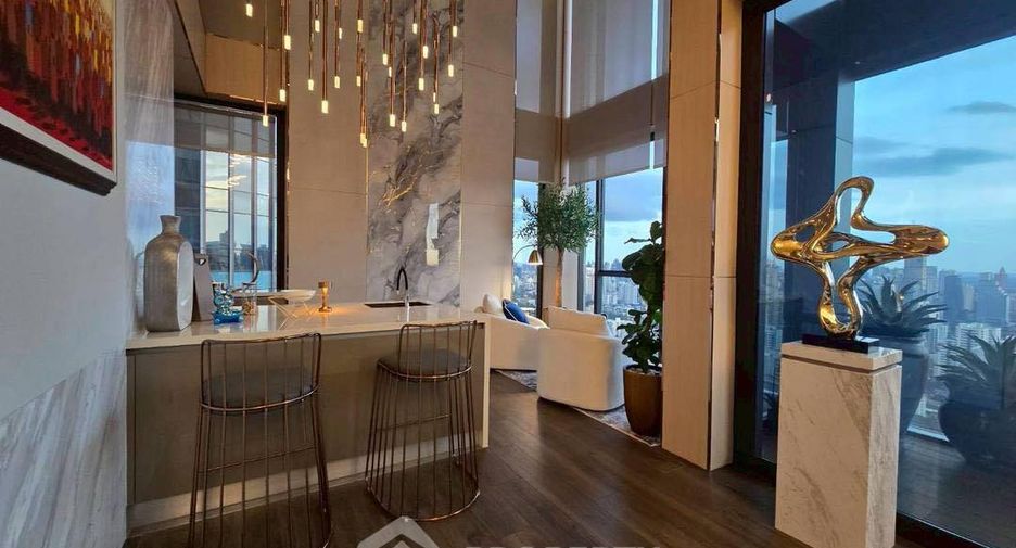 Condo en venta de 4 habitaciones en Watthana, Bangkok