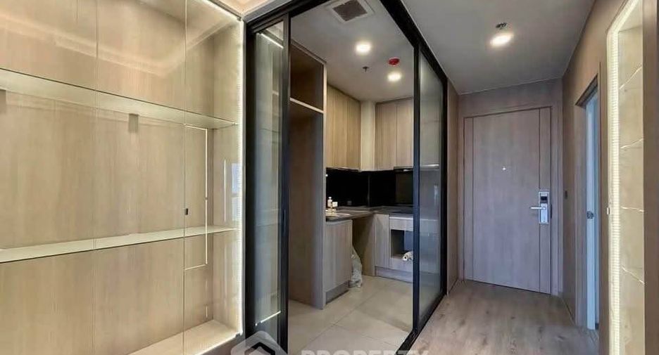 Condo en alquiler y en venta de 2 habitaciones en Bang Sue, Bangkok