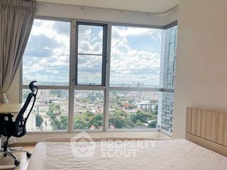 For sale 2 bedrooms condo in Phra Khanong, Bangkok