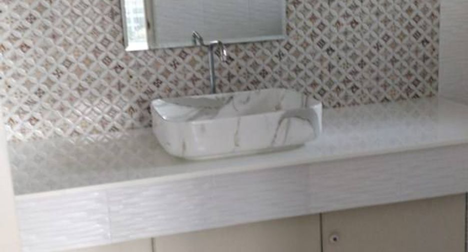 Продажа 2 спальни кондо в Щаттхана, Бангкок