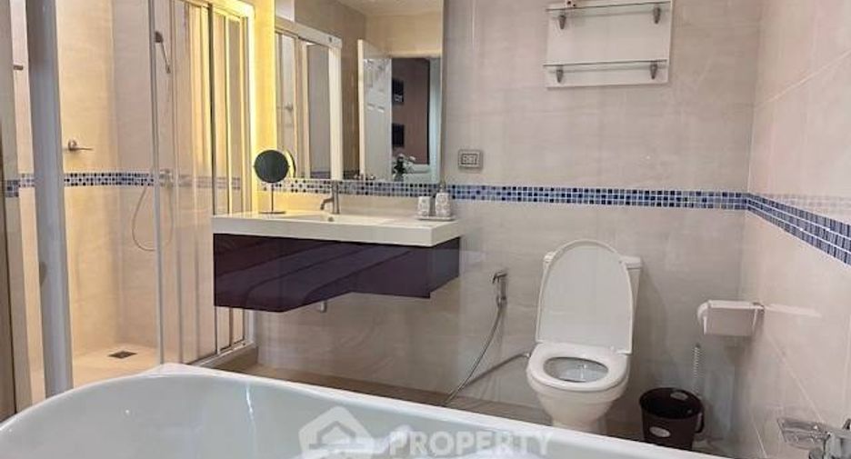 For sale 2 bedrooms condo in Khlong Toei, Bangkok