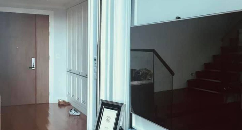 Wohnung zum Kauf mit 3 Zimmer in Khlong Toei, Bangkok