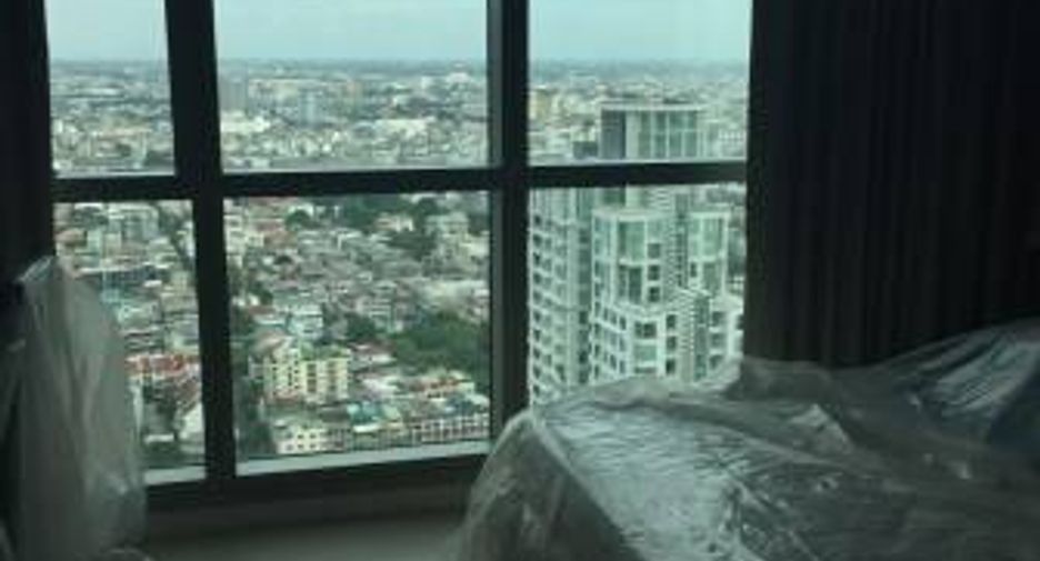 For sale 2 bedrooms condo in Sathon, Bangkok